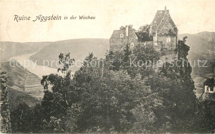 Aggsbach-Dorf Ruine Aggstein in der Wachau an der Donau