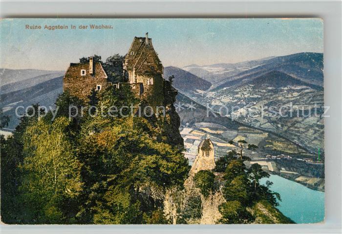 Aggsbach-Dorf Ruine Aggstein in der Wachau an der Donau