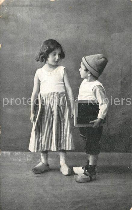 Kinder Child Enfants Schultafel