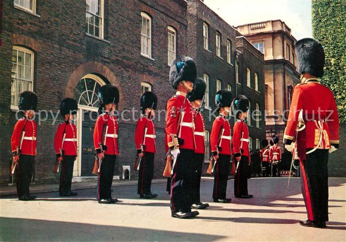 Leibgarde Wache Irish Guards London