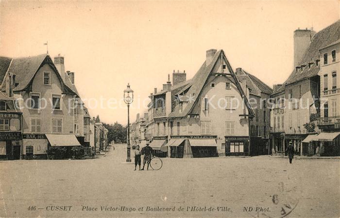 Cusset Allier Place Victor Hugo et Boulevard de Hotel