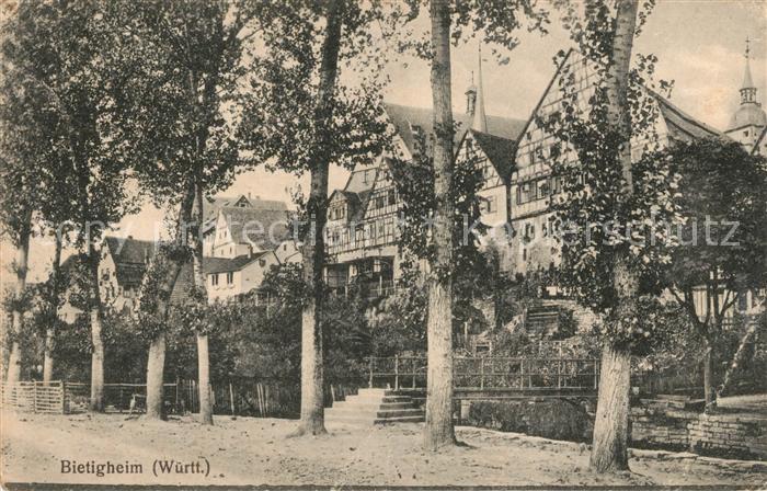 Bietigheim Baden Haeuserpartie Baumallee