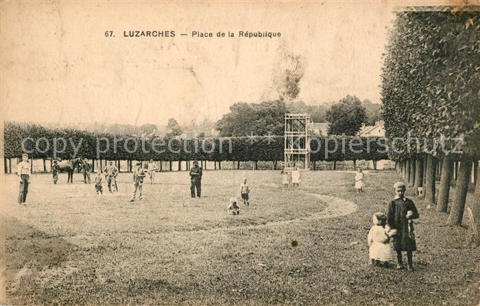 Luzarches Place de la République