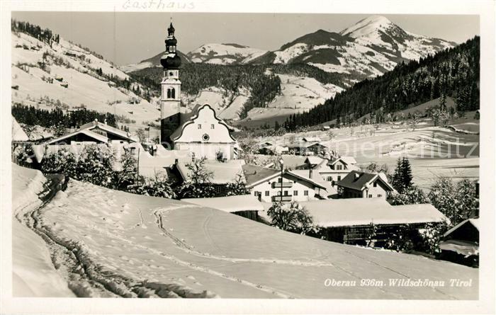 Wildschoenau Tirol mit Kirche und Hohe Salve