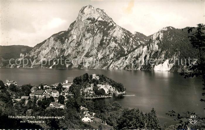 Traunkirchen mit Traunstein
