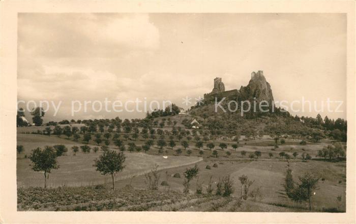 Cesky Raj Trosky Landschaftspanorama mit Burg