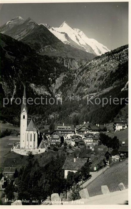 Heiligenblut Kaernten mit Kirche und Grossglockner