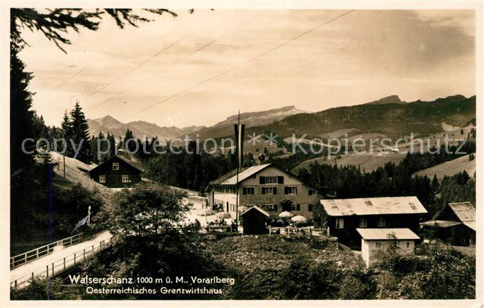 Walserschanz Kleinwalsertal oesterreichisches Grenzwirtshaus Landschaftspanorama