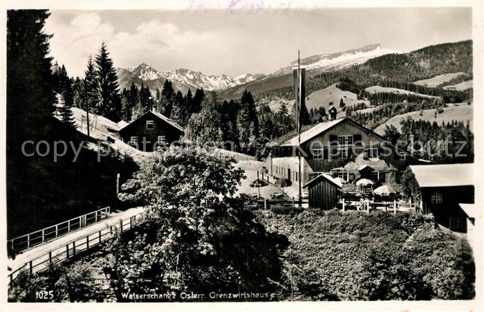 Walserschanz Kleinwalsertal oesterreichisches Grenzwirtshaus Landschaftspanorama
