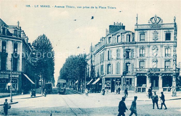 Le Mans Sarthe Avenue Thiers vue prise de la Place Thiers