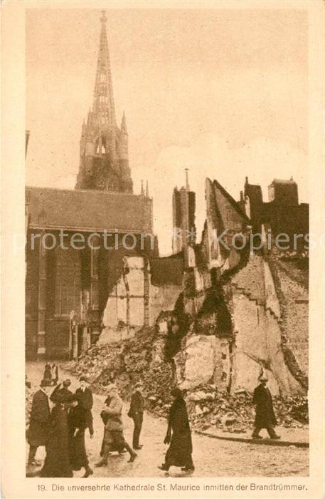 HAMBURG CITY 19. Unversehrte Kathedrale St Maurice inmitten der Brandtruemmer 2