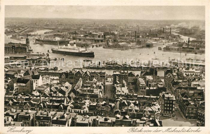 Dampfer Oceanliner Hamburg Blick von der Michaeliskirche