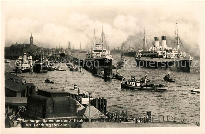 Dampfer Oceanliner Hamburg Hafen St. Pauli Landungsbrücken