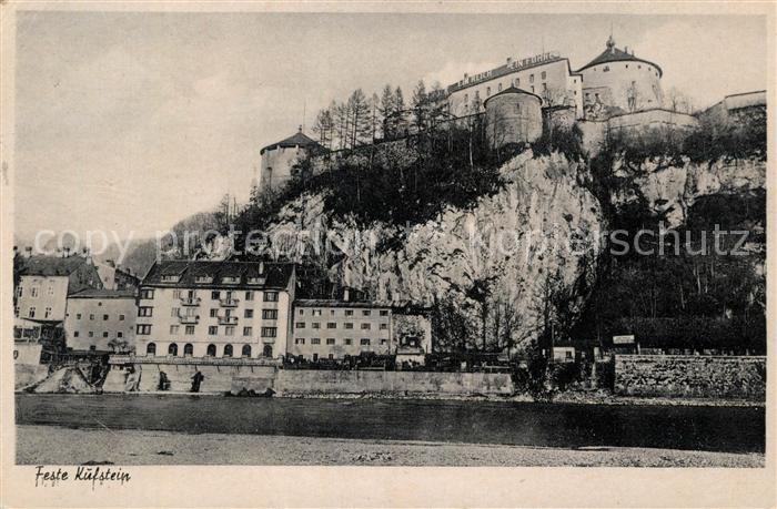 Kufstein Tirol Blick ueber den Inn zur Feste