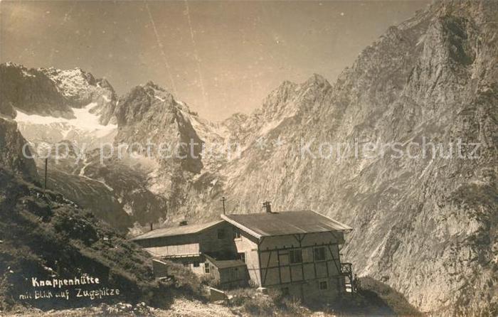 Knappenhuette mit Zugspitze