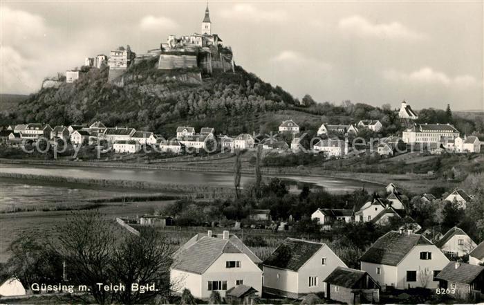 Guessing Stadtbild mit Teich und Burg