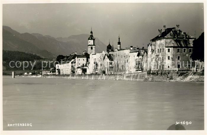 Rattenberg Tirol Stadtansicht vom Inn aus
