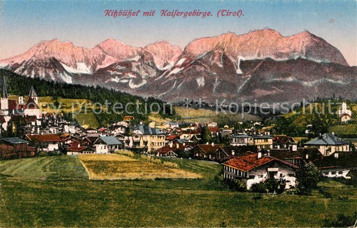 Kitzbuehel Tirol Panorama mit Kaisergebirge