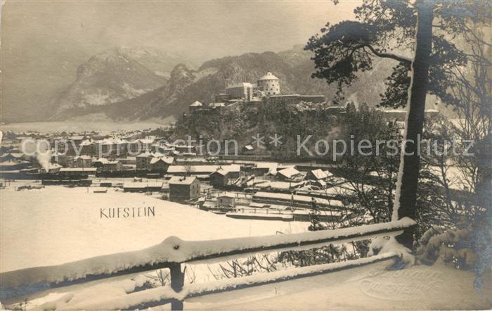 Kufstein Tirol Winterpanorama mit Festung Geroldseck Alpen