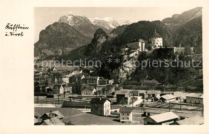 Kufstein Tirol Stadtbild mit Festung Geroldseck Alpen