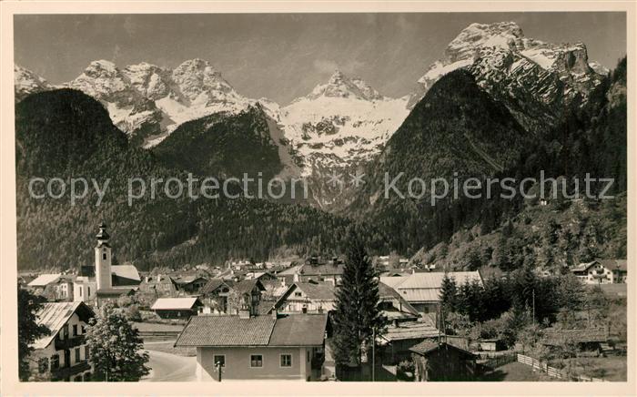 Lofer mit Steinbergen