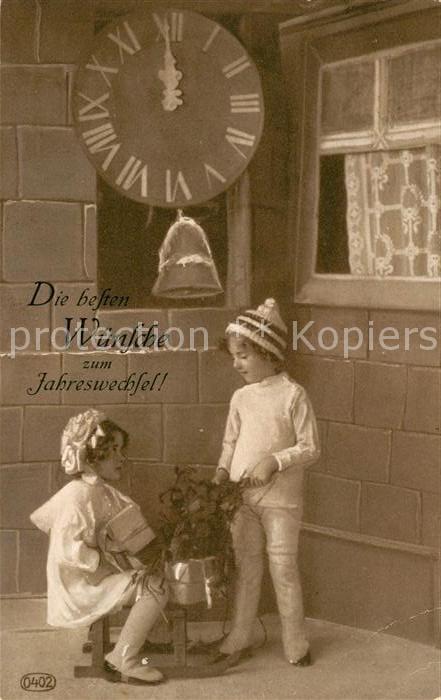 Neujahr Kinder Schlitten Schlittschuhe Uhr