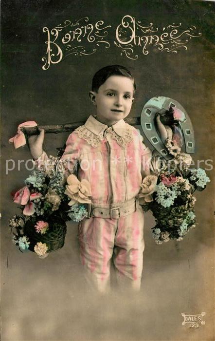 Foto Dales Nr. 129 Kind Blumen Hufeisen