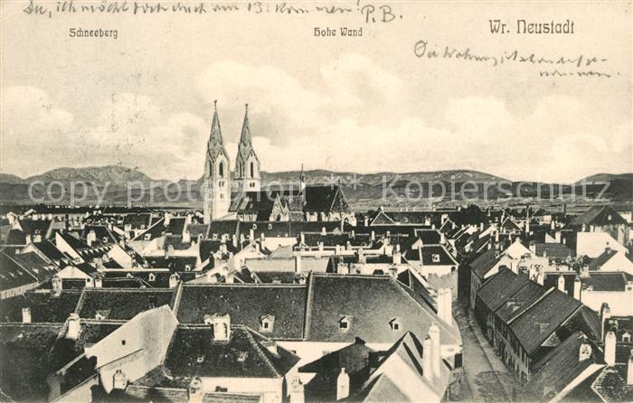 Wiener Neustadt Stadtblick mit Schneeberg und Hohe Wand