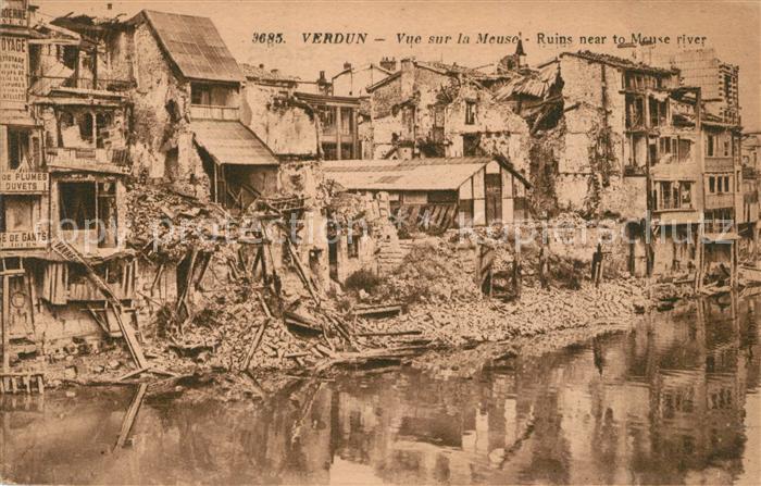 Verdun Meuse Vue sur la Meuse Ruines Grande Guerre Truemmer 1. Weltkrieg