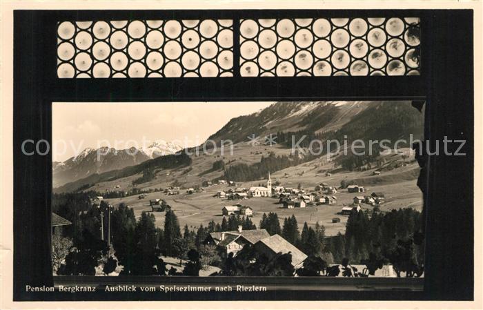 Riezlern Kleinwalsertal Vorarlberg Pension Bergkranz Ausblick vom Speisezimmer