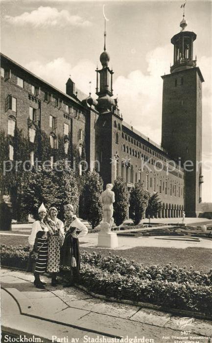 Stockholm Stadshustraedgaerden Trachtengruppe
