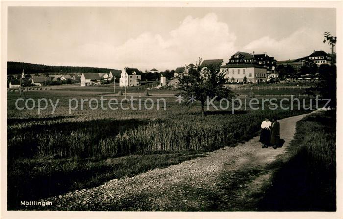 Moettlingen Feldweg Blick zum Ort