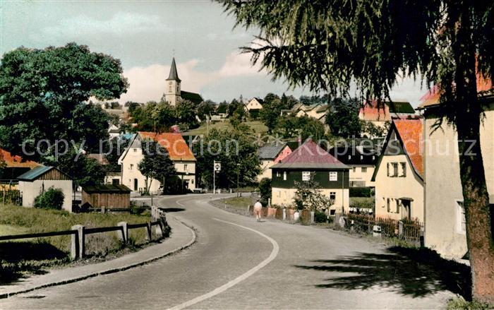 Fichtelberg Bayreuth Hauptstrasse mit Blick zur Kirche Luftkurort im Fichtelgebi