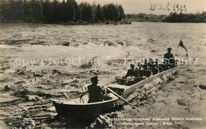 Suomi Finnland Matkailijayhdistyksen koskivene Siitarin koskessa