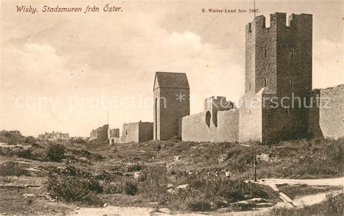 Visby Wisby Stadsmuren fran oestr