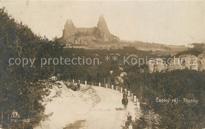 Cesky Raj Trosky Felsenlandschaft