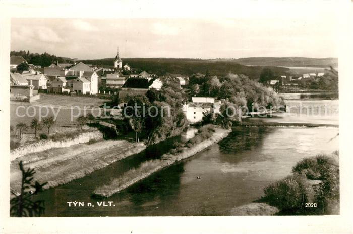 Tyn nad Vitavou Tein Fliegeraufnahme Partie am Fluss