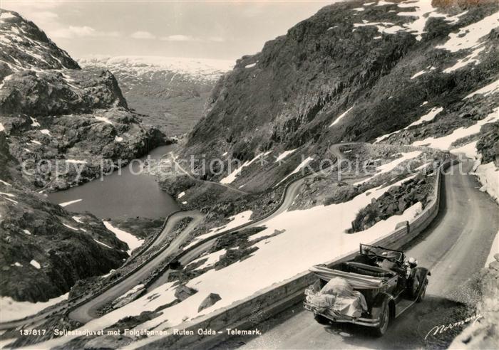 Norwegen Norge Seljestadjuvet mot Folgefonnen Ruten Odda Telemark Landschaftspan