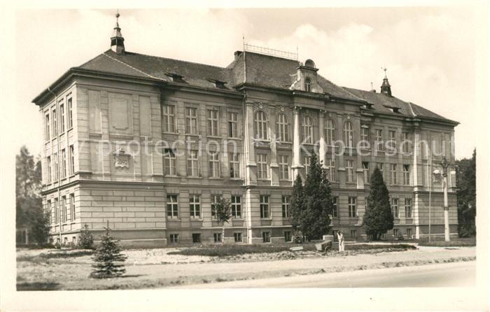 Velky Senov Gross Schoenau oeffentliches Gebaeude