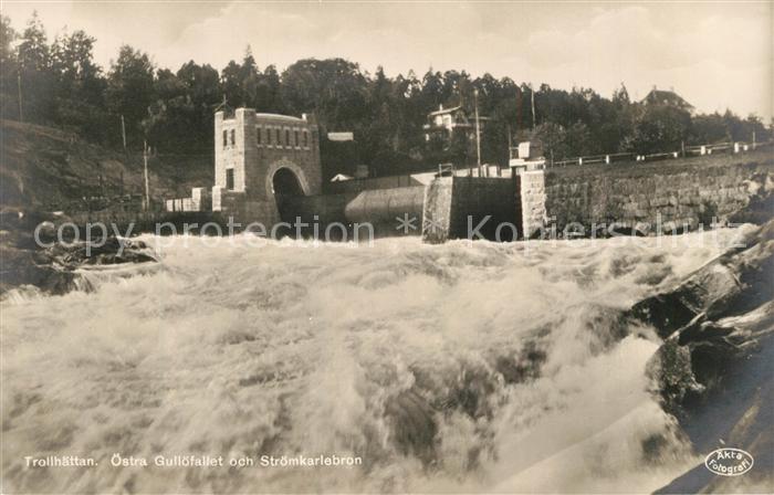 Trollhaettan oestra Gulloefallet och Stroemkarlebron Wasserfaelle