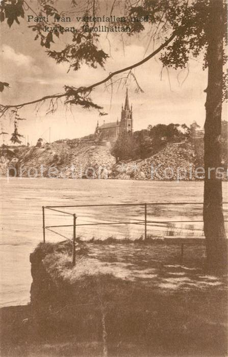 Trollhaettan Parti fran vattenfallen med kyrkan Blick von den Wasserfaellen zur