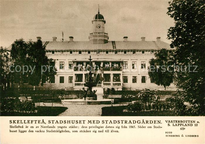 Skelleftea Stadshuset med Stadstraedgarden