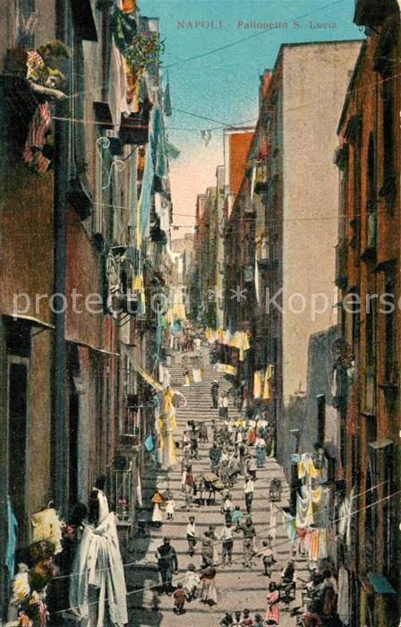 Napoli Neapel Pallonetto Santa Lucia