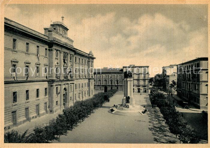 Taranto Piazza della Vittoria Monumento ai Caduti Kriegerdenkmal