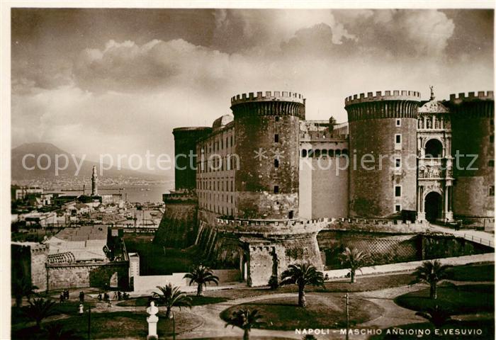 Napoli Neapel Maschio Angioino e Vesuvio