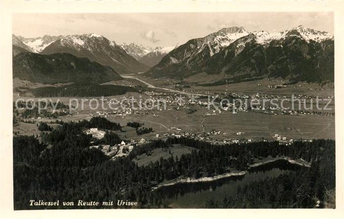 Reutte Tirol Panorama Talkessel mit Urisee Alpen
