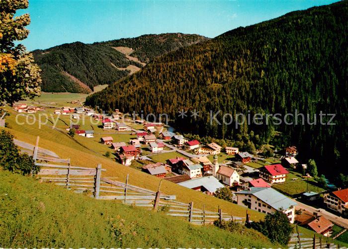 Gerlos Panorama Gerlostal mit Schoenbuehel Zillertaler Alpen