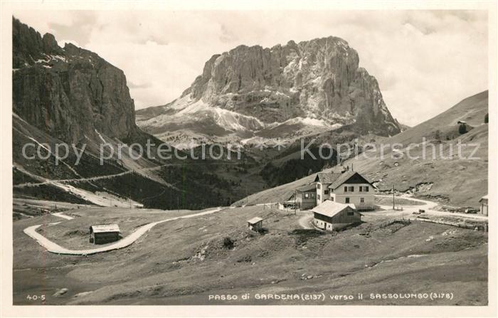 Passo di Gardena verso il Sassolungo