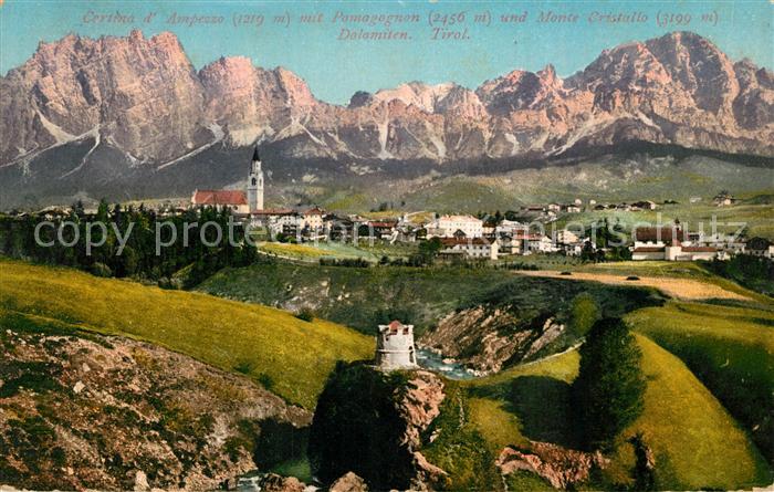 Cortina d Ampezzo mit Pomagognon und Monte Cristallo