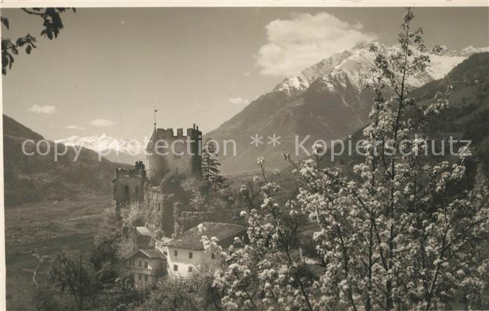 Merano Meran Die Brunnenburg